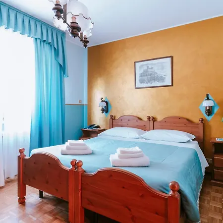 Napoleon 몬트조베트